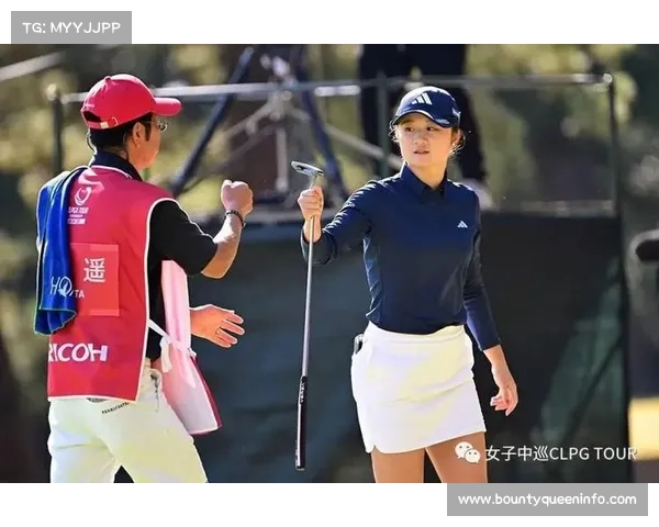 鲁婉遥为日巡沙坑球冲刺前五赛前加练提升沙救率表现