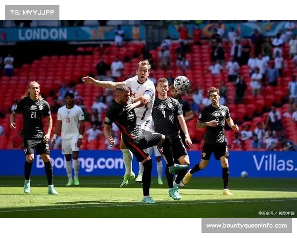 里昂2-1布雷斯特,积分逼近前三